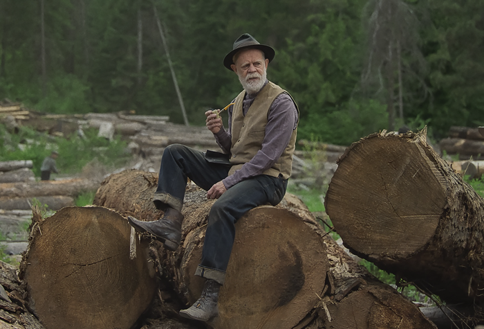 Train Dreams Go on When I Close My Eyes